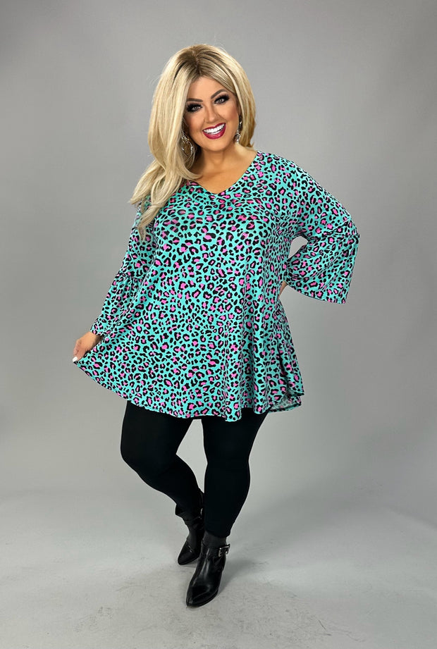 21 PQ {One Cool Cat} Mint/Fuchsia Leopard V- Neck Top EXTENDED PLUS  3X 4X 5X