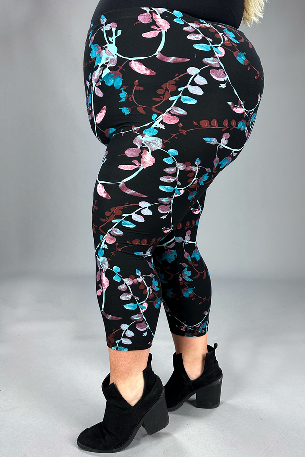 Fabletics Oasis High-Waisted Legging Womens Midnight Teal plus Size 4X |  The Summit at Fritz Farm