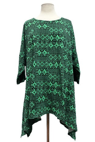 15 PQ {Secret Meeting} Green/Black Tribal Print Top EXTENDED PLUS SIZE 3X 4X 5X